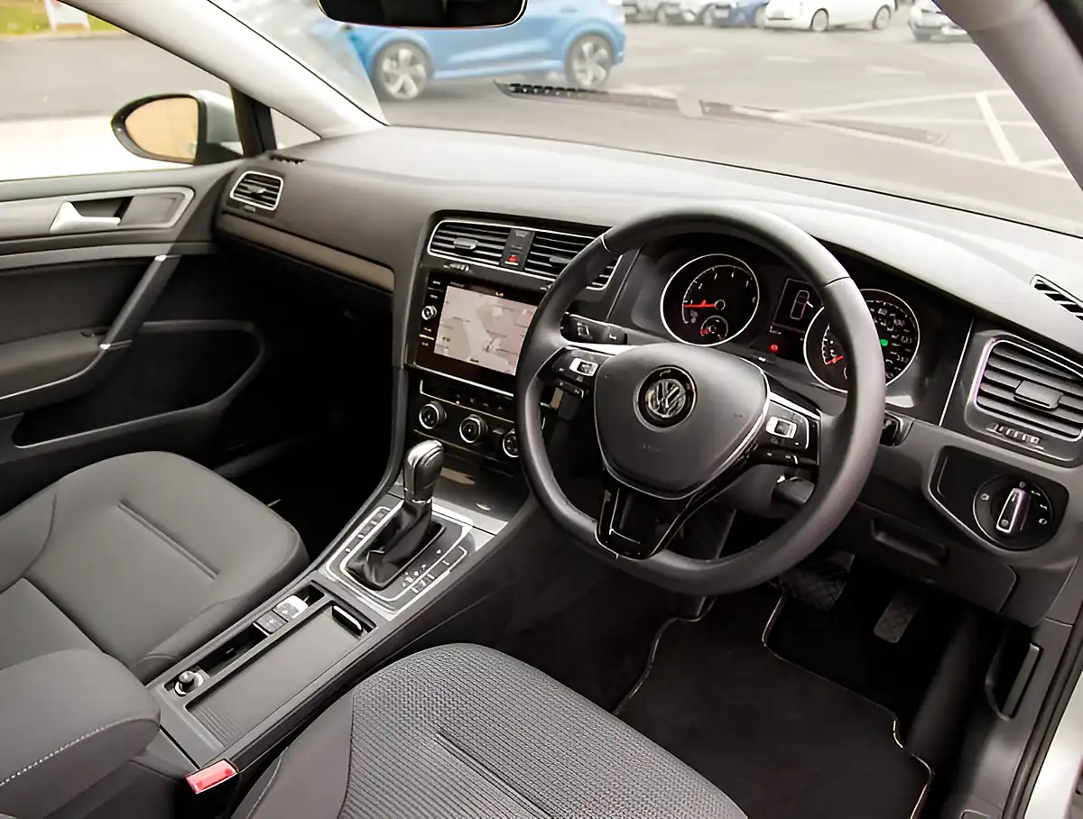 Used 2026 Volkswagen Golf Se Navigation Silver - Interior and Exterior details 4