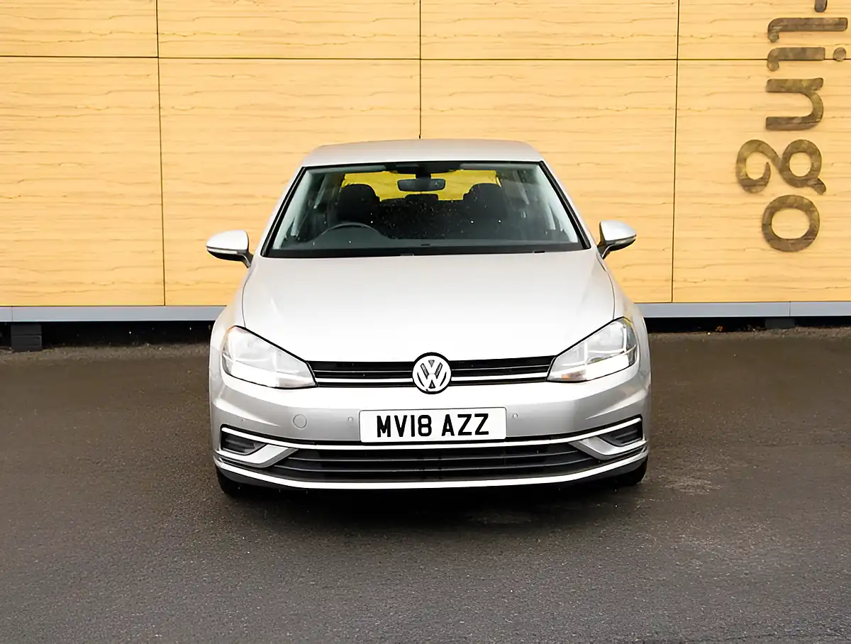 Used 2026 Volkswagen Golf Se Navigation Silver - Interior and Exterior details 5