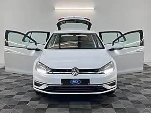 Used 2026 Volkswagen Golf Se White - Interior and Exterior details 15