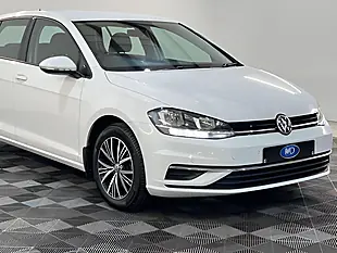 Used 2026 Volkswagen Golf Se White - Interior and Exterior details 17