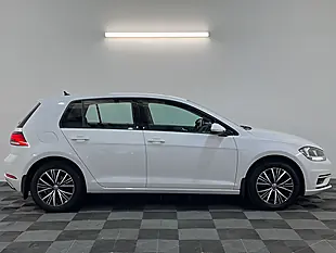 Used 2026 Volkswagen Golf Se White - Interior and Exterior details 2