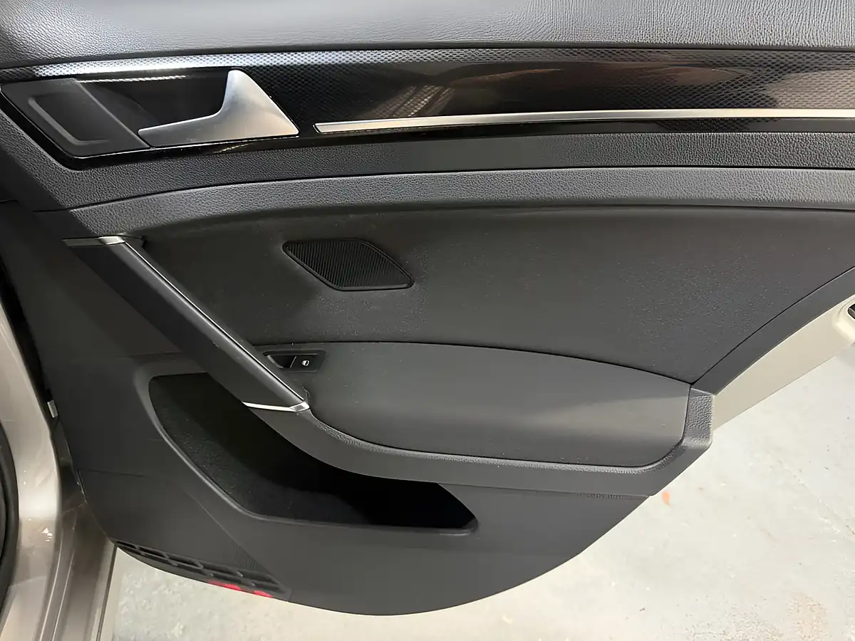 Used 2026 Volkswagen Golf Silver - Interior and Exterior details 16