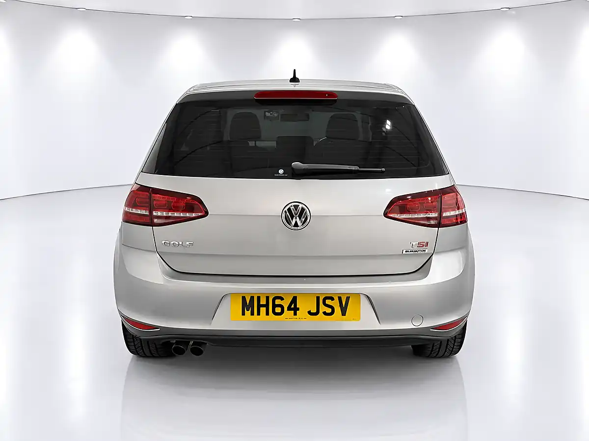 Used 2026 Volkswagen Golf Silver - Interior and Exterior details 5