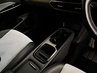 Used 2026 Volkswagen ID.3 Pro Performance Family Grey - Interior and Exterior details 19
