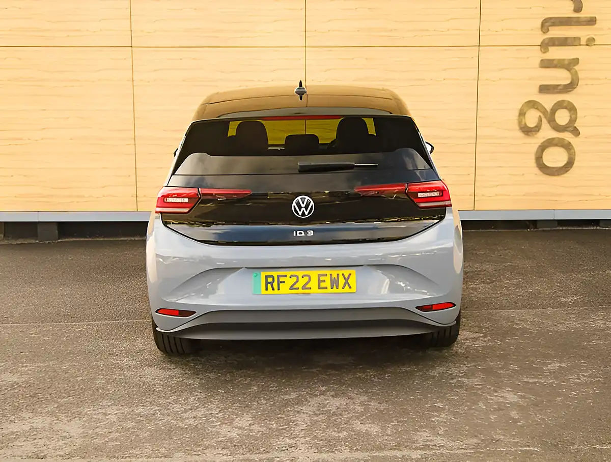 Used 2026 Volkswagen ID.3 Pro Performance Family Grey - Interior and Exterior details 6