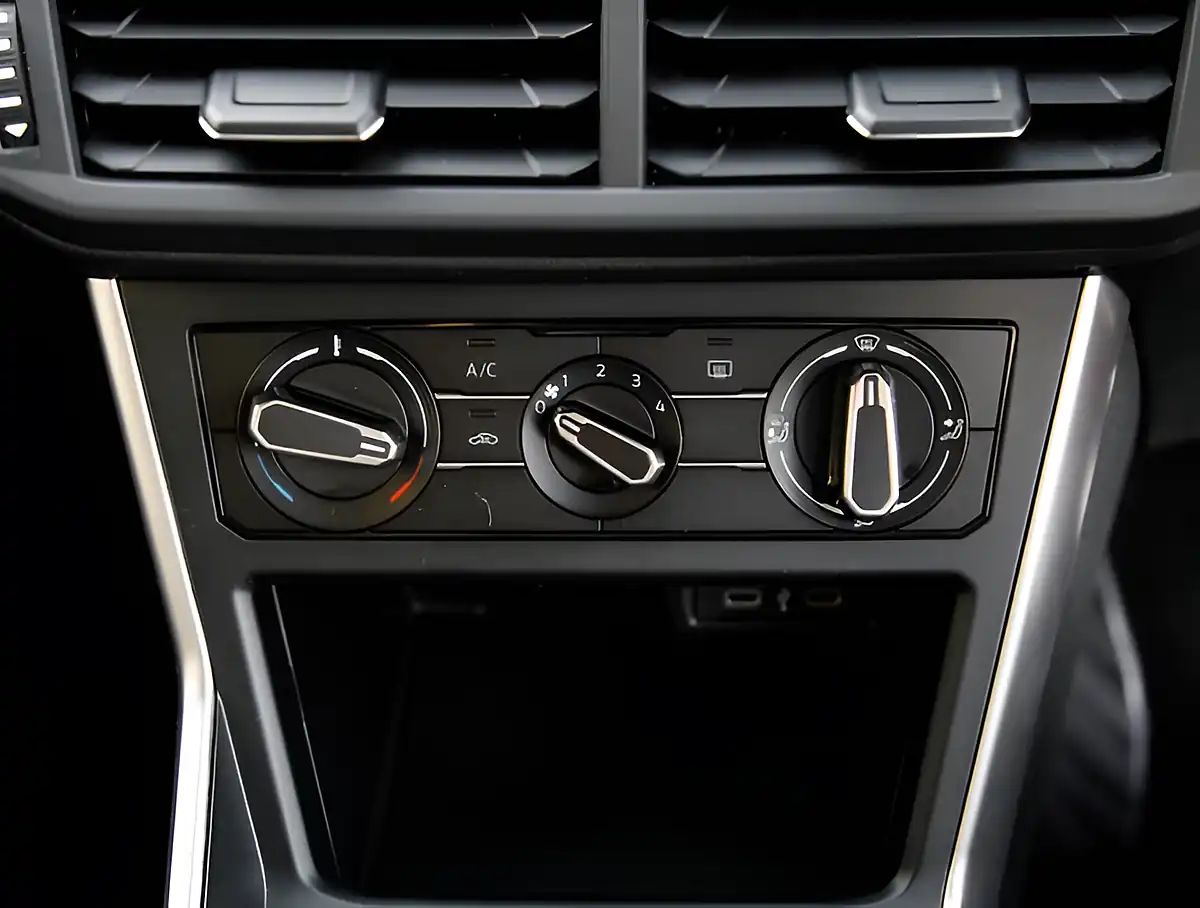 Used 2026 Volkswagen Polo Life Grey - Interior and Exterior details 19