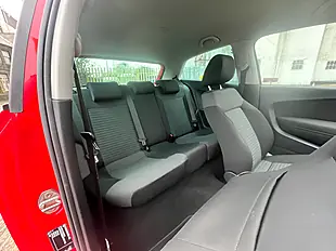 Used 2026 Volkswagen Polo Moda a/C Red - Interior and Exterior details 17