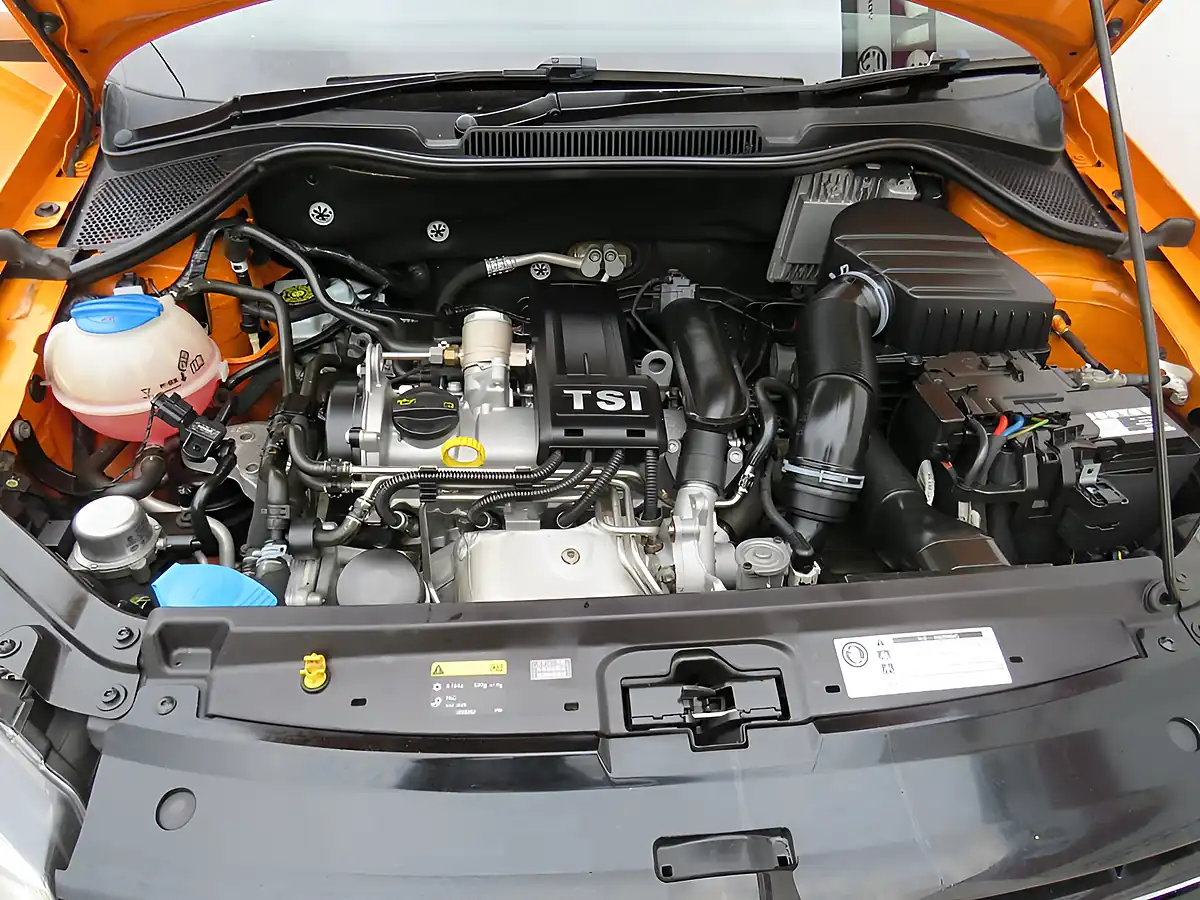 Used 2026 Volkswagen Polo Orange - Interior and Exterior details 11