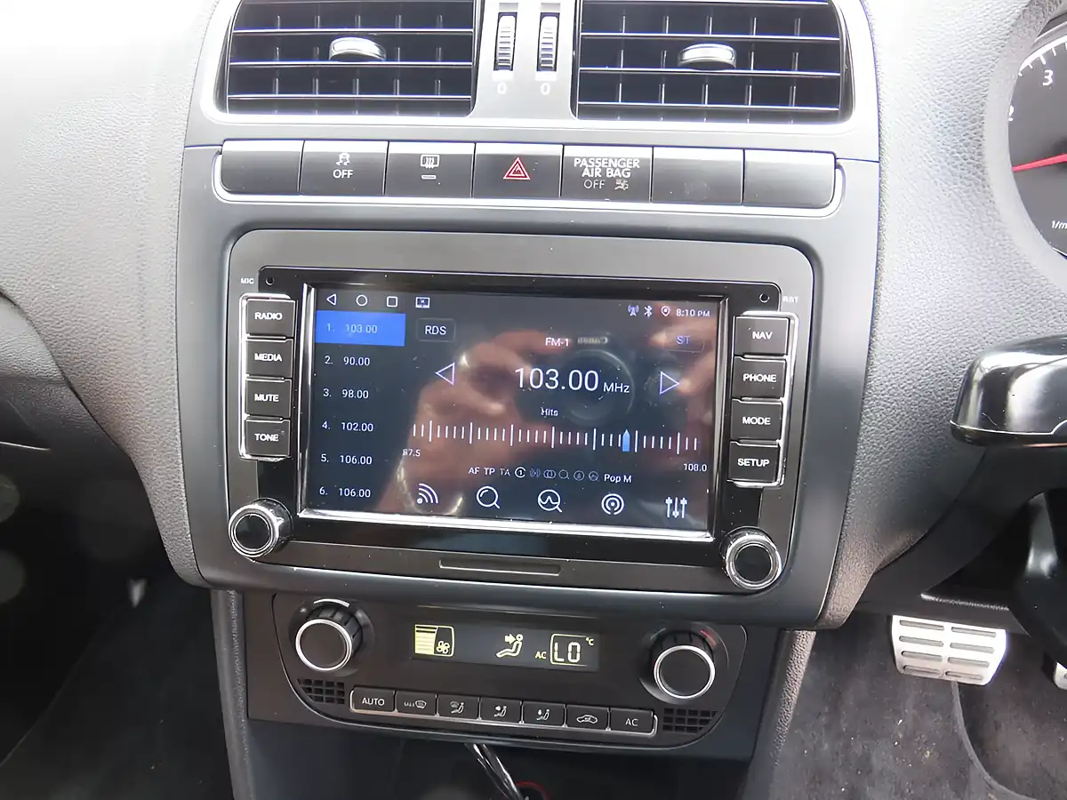 Used 2026 Volkswagen Polo Orange - Interior and Exterior details 12