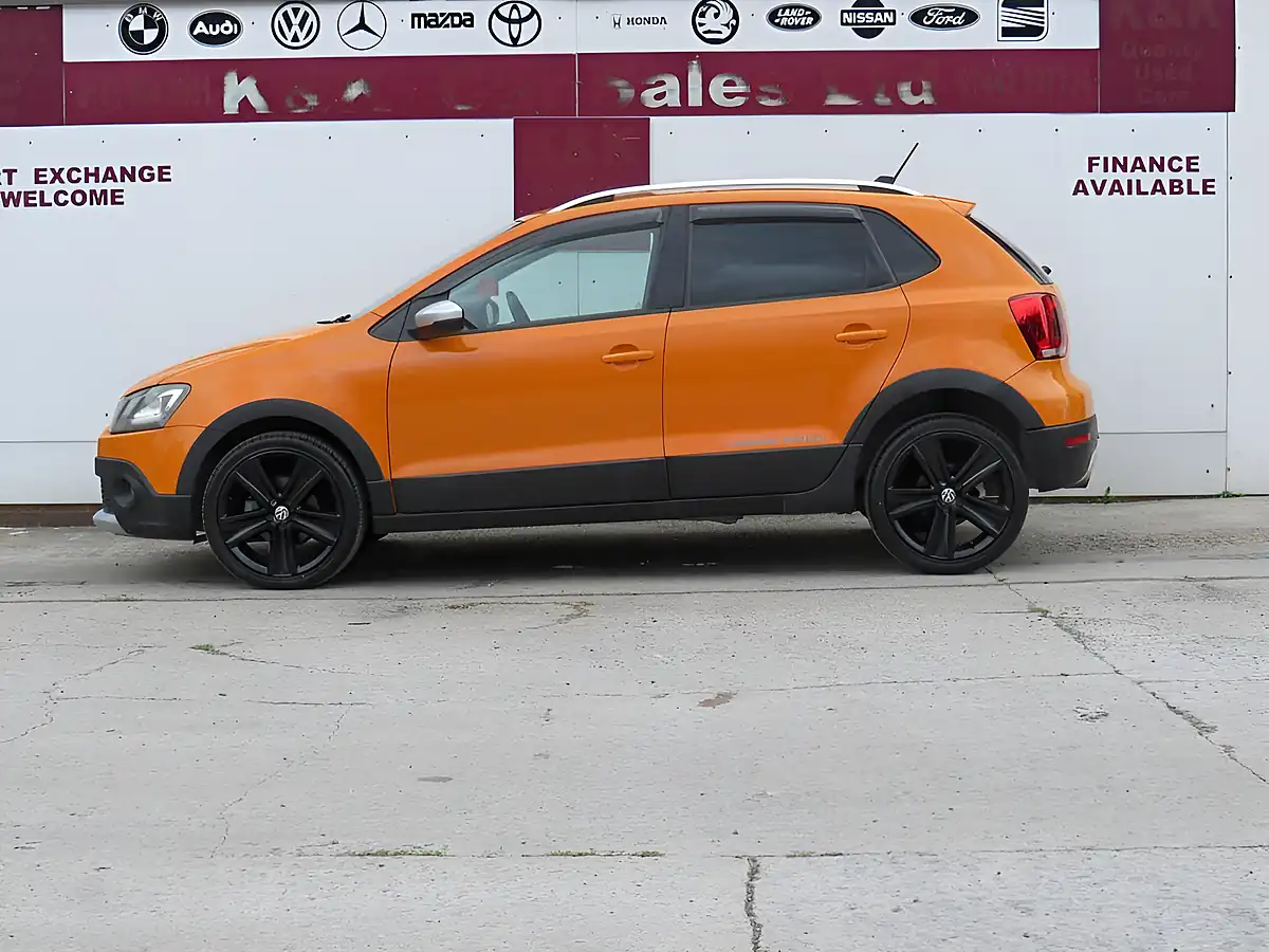 Used 2026 Volkswagen Polo Orange - Interior and Exterior details 5