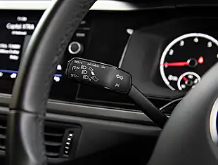 Used 2026 Volkswagen Polo Se Blue - Interior and Exterior details 12