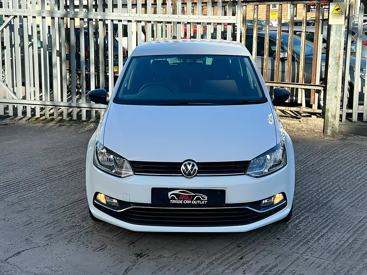 Used 2026 Volkswagen Polo Se Design White - Interior and Exterior details 7