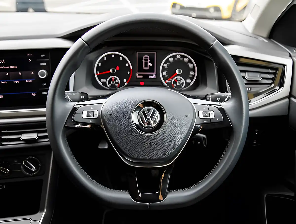 Used 2026 Volkswagen Polo Se Evo White - Interior and Exterior details 12
