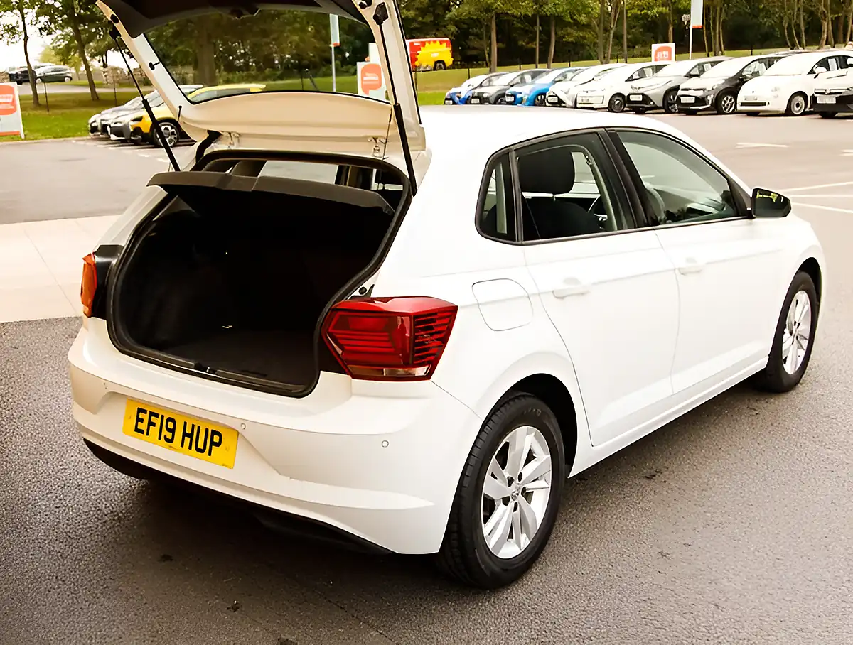 Used 2026 Volkswagen Polo Se Evo White - Interior and Exterior details 20