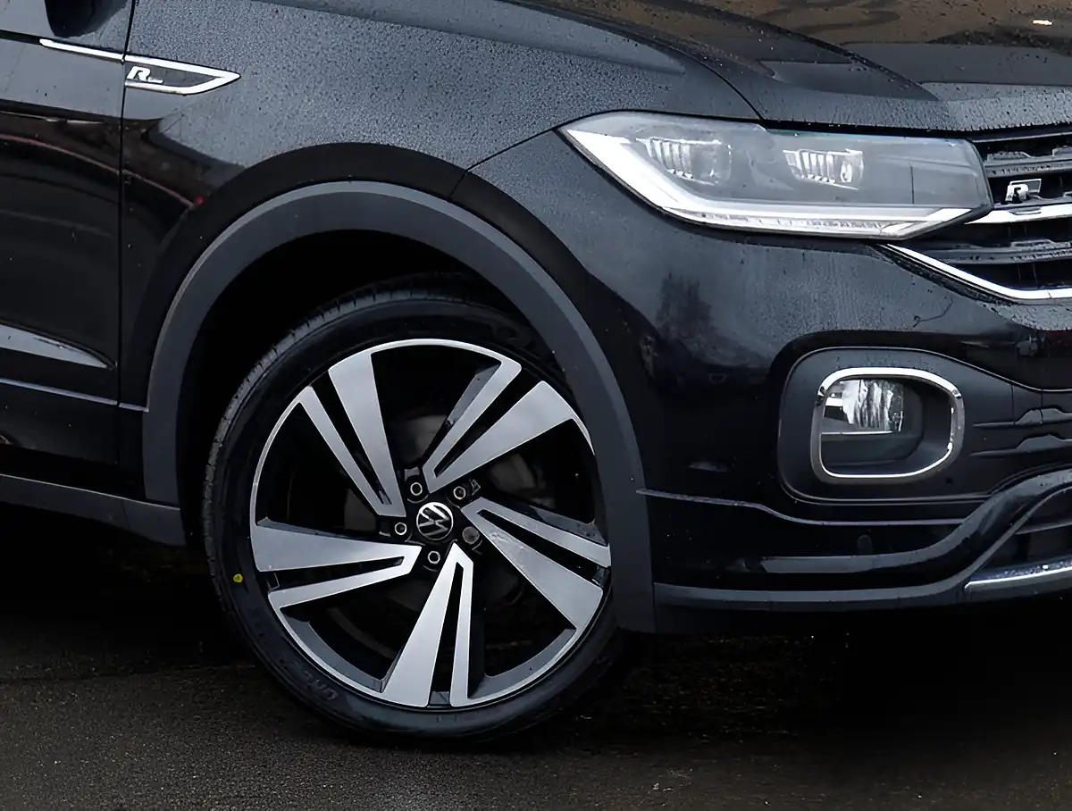 Used 2026 Volkswagen T-Cross R-Line Black - Interior and Exterior details 10