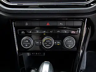 Used 2026 Volkswagen T-Roc Black Edition Blue - Interior and Exterior details 19