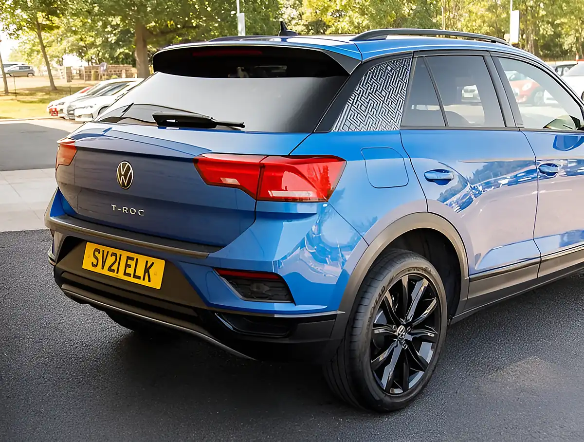 Used 2026 Volkswagen T-Roc Black Edition Blue - Interior and Exterior details 8