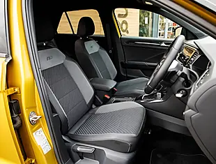 Used 2026 Volkswagen T-Roc R-Line Yellow - Interior and Exterior details 17