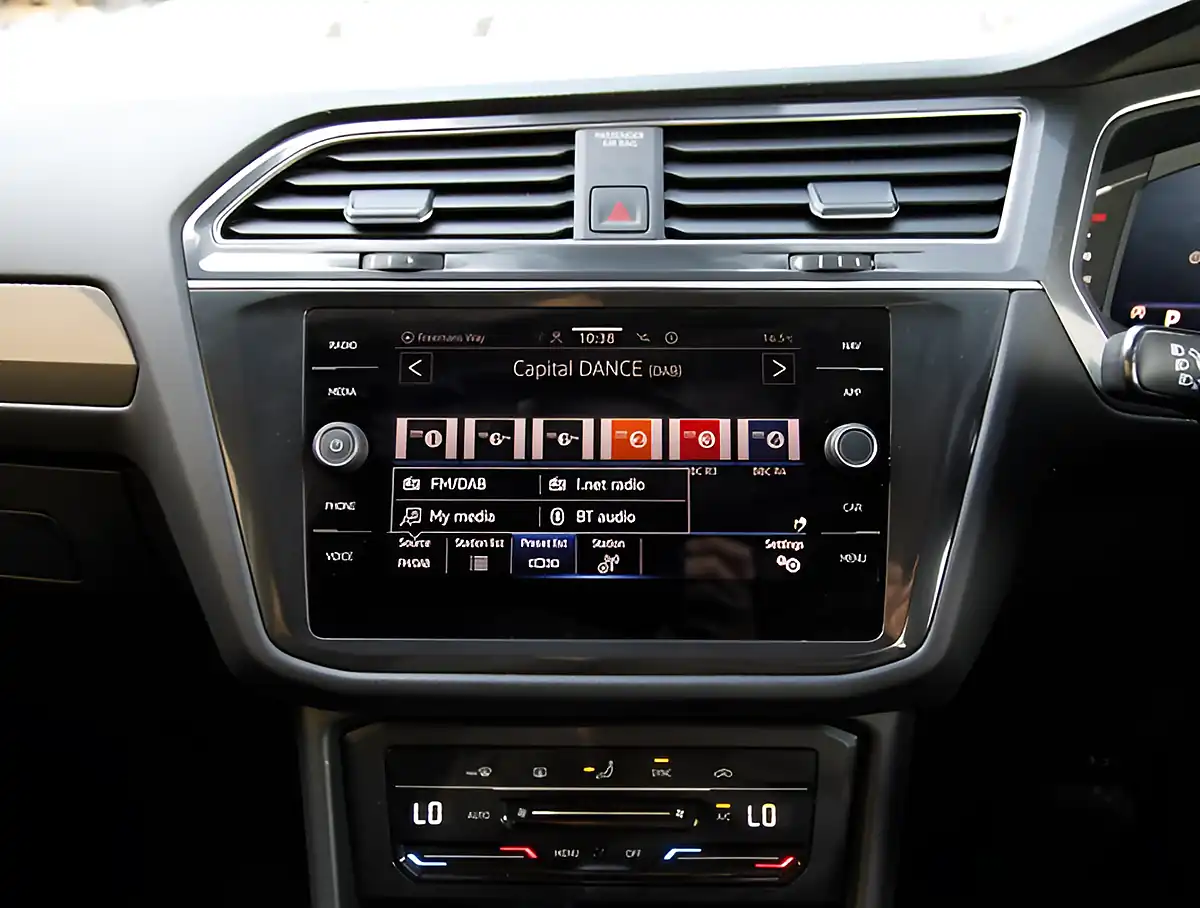 Used 2026 Volkswagen Tiguan Allspace Life Silver - Interior and Exterior details 13