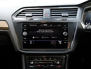 Used 2026 Volkswagen Tiguan Allspace Life Silver - Interior and Exterior details 15