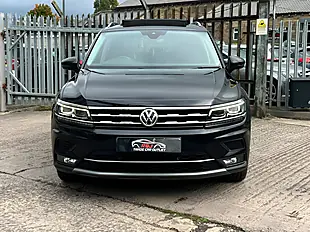 Used 2026 Volkswagen Tiguan Allspace Sel Black - Interior and Exterior details 8