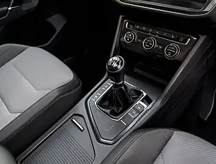 Used 2026 Volkswagen Tiguan R Line Blue - Interior and Exterior details 19