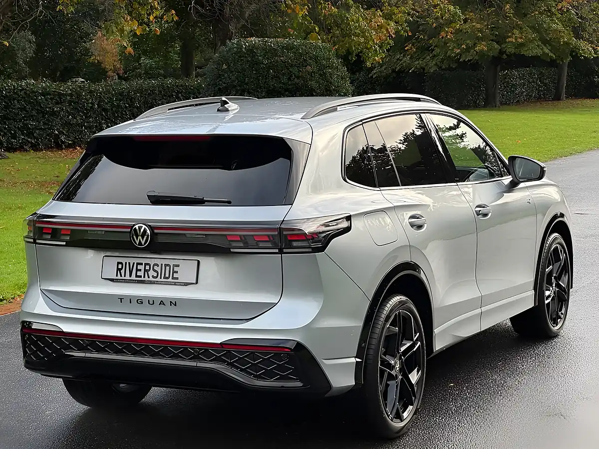 Used 2026 Volkswagen Tiguan R-Line Silver - Interior and Exterior details 2