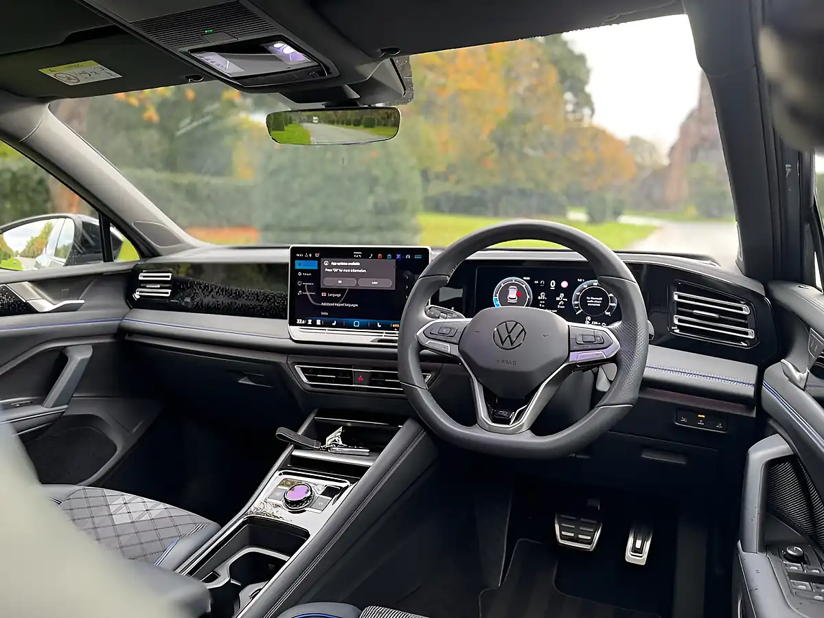 Used 2026 Volkswagen Tiguan R-Line Silver - Interior and Exterior details 3