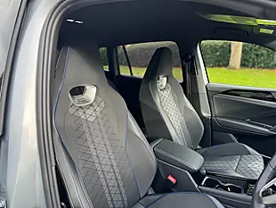 Used 2026 Volkswagen Tiguan R-Line Silver - Interior and Exterior details 4