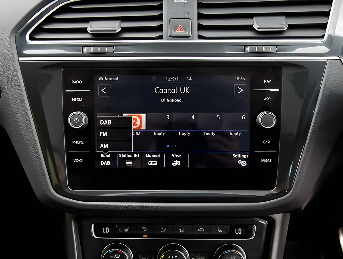 Used 2026 Volkswagen Tiguan R-Line Tech Silver - Interior and Exterior details 12