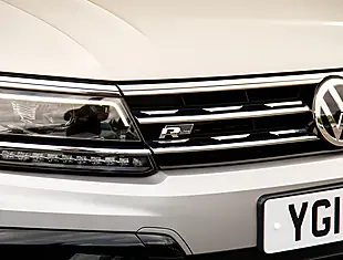 Used 2026 Volkswagen Tiguan R-Line Tech Silver - Interior and Exterior details 8