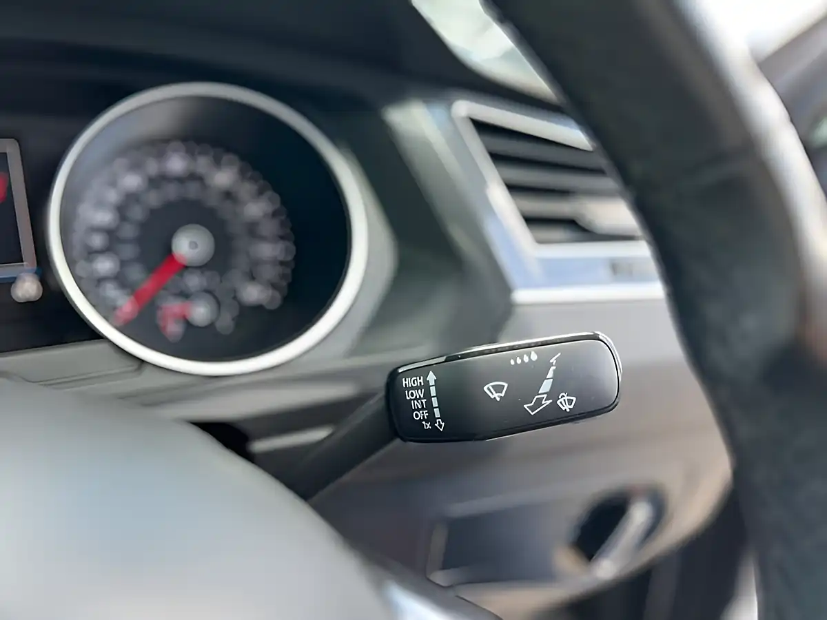 Used 2026 Volkswagen Tiguan Se Nav Grey - Interior and Exterior details 14