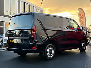 Used 2026 Volkswagen Transporter Commerce Plus Black - Interior and Exterior details 14
