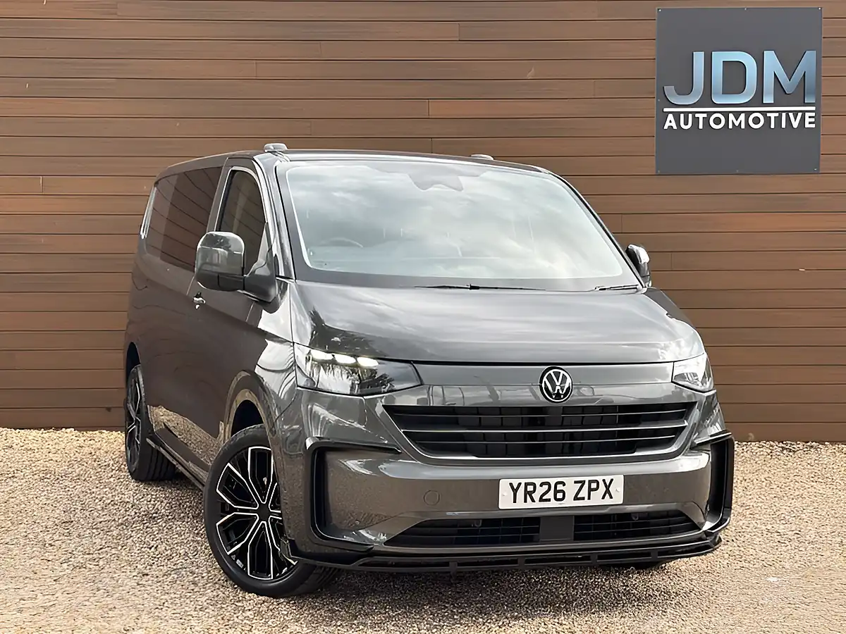 Used 2026 Volkswagen Transporter Commerce Plus Grey - Front View