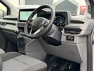 Used 2026 Volkswagen Transporter Commerce Plus Grey - Interior and Exterior details 17