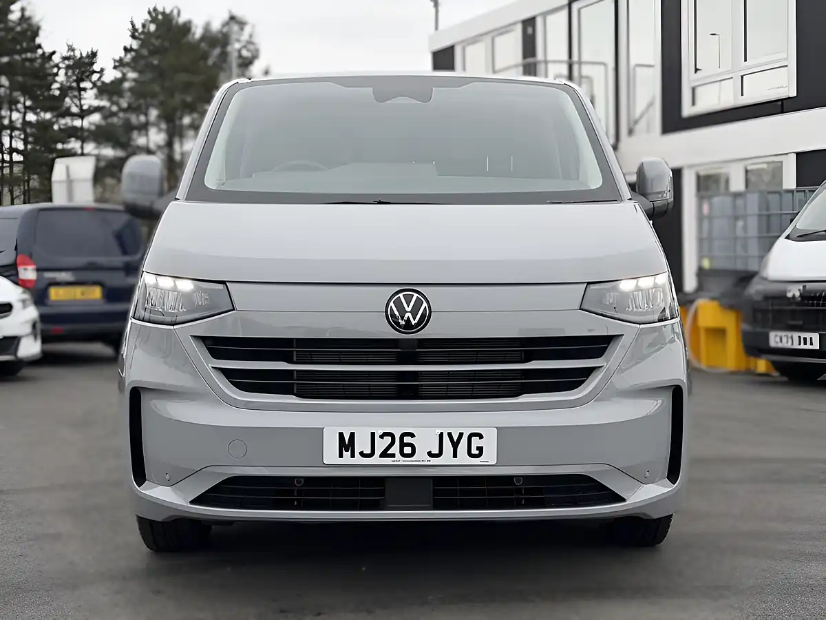 Used 2026 Volkswagen Transporter Commerce Plus Grey - Interior and Exterior details 4
