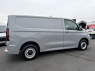 Used 2026 Volkswagen Transporter Commerce Plus Grey - Interior and Exterior details 6