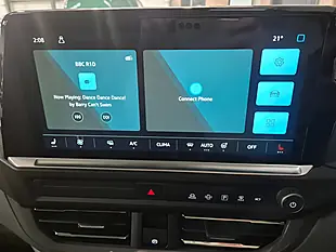 Used 2026 Volkswagen Transporter Sportline 75 Green - Interior and Exterior details 15