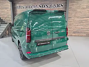 Used 2026 Volkswagen Transporter Sportline 75 Green - Interior and Exterior details 5