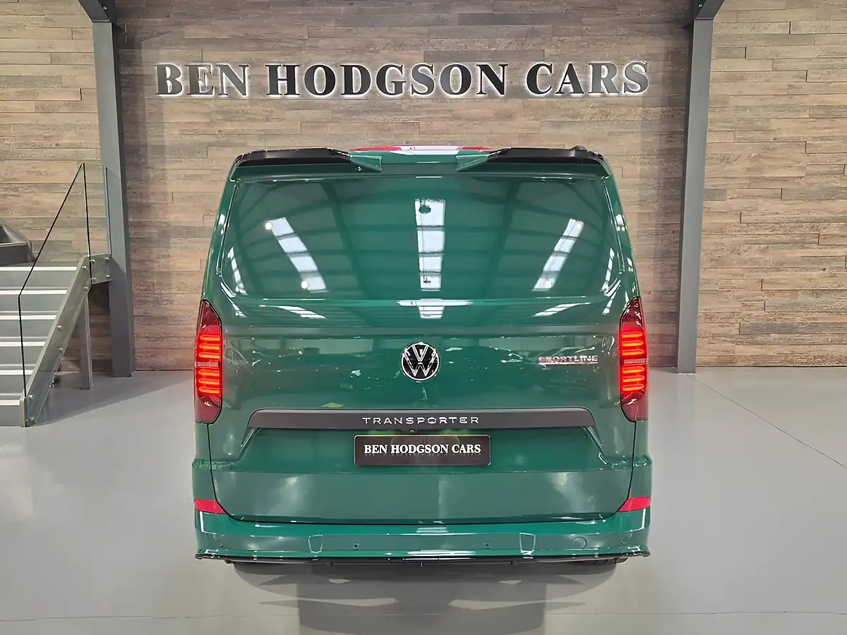 Used 2026 Volkswagen Transporter Sportline 75 Green - Interior and Exterior details 7