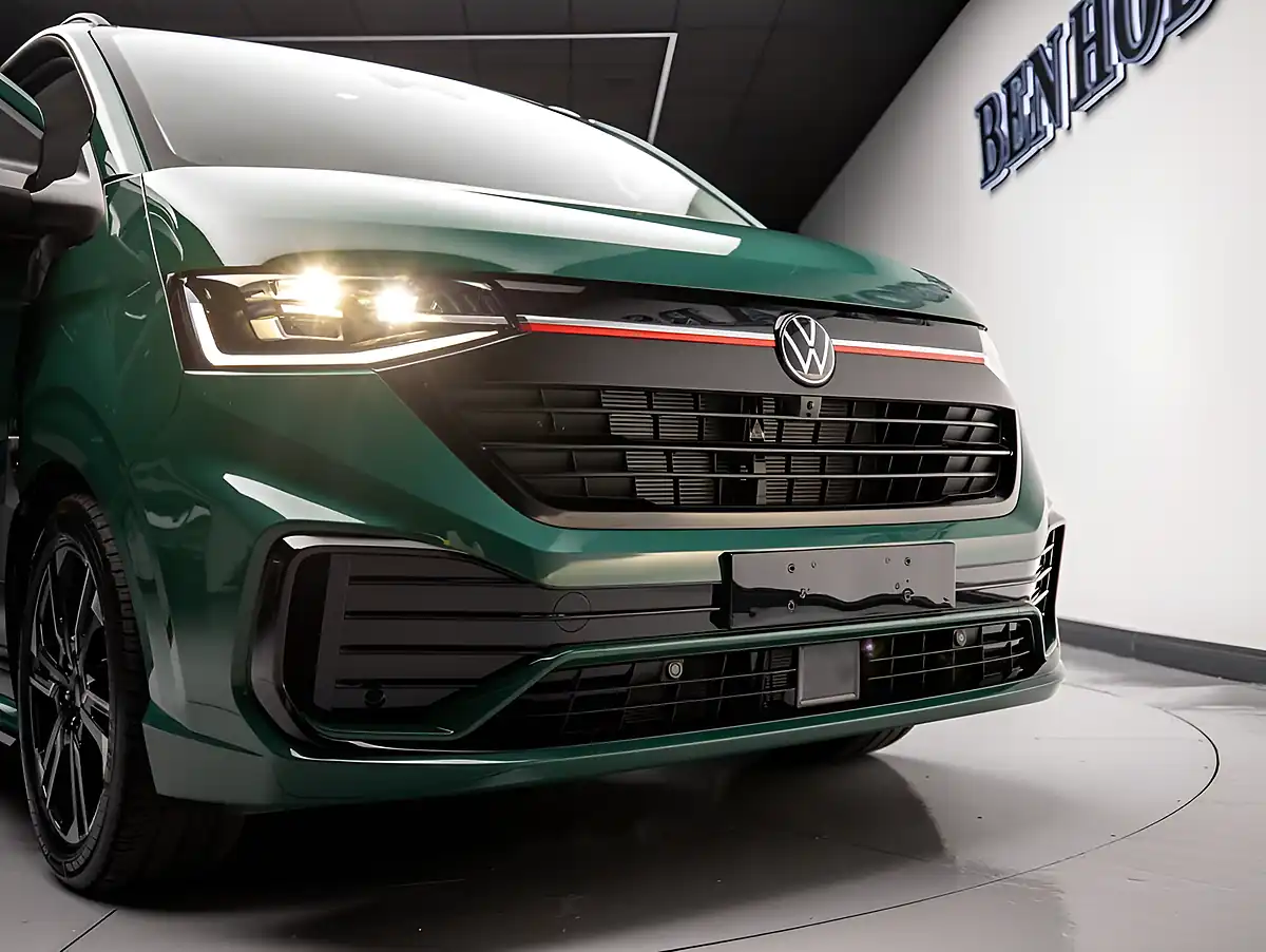 Used 2026 Volkswagen Transporter Sportline Green - Interior and Exterior details 11