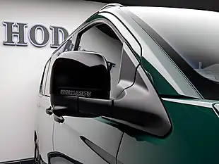 Used 2026 Volkswagen Transporter Sportline Green - Interior and Exterior details 16