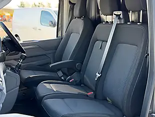 Used 2026 Volkswagen Transporter T28 Commerce Pro Grey - Interior and Exterior details 17