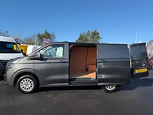 Used 2026 Volkswagen Transporter T28 Commerce Pro Grey - Interior and Exterior details 4