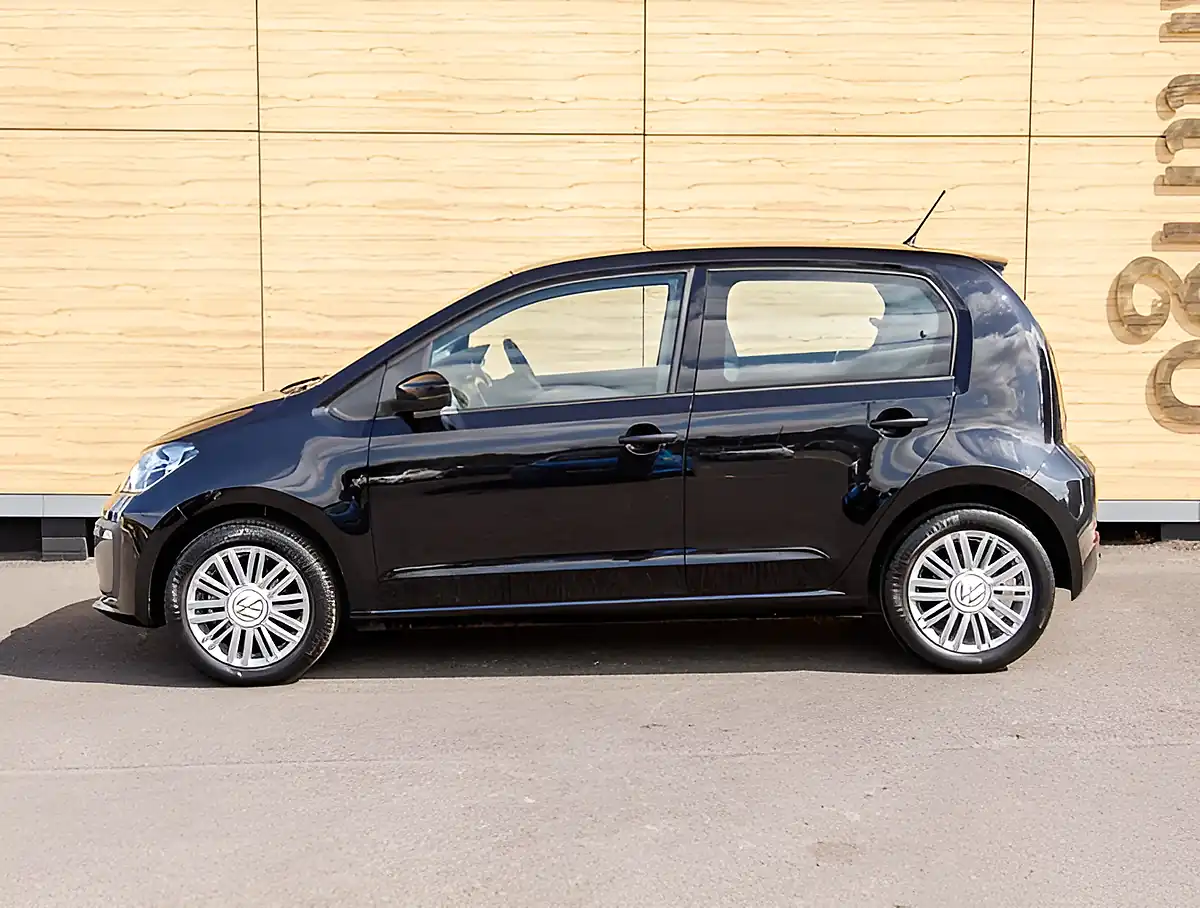 Used 2026 Volkswagen Up Base Black - Interior and Exterior details 11