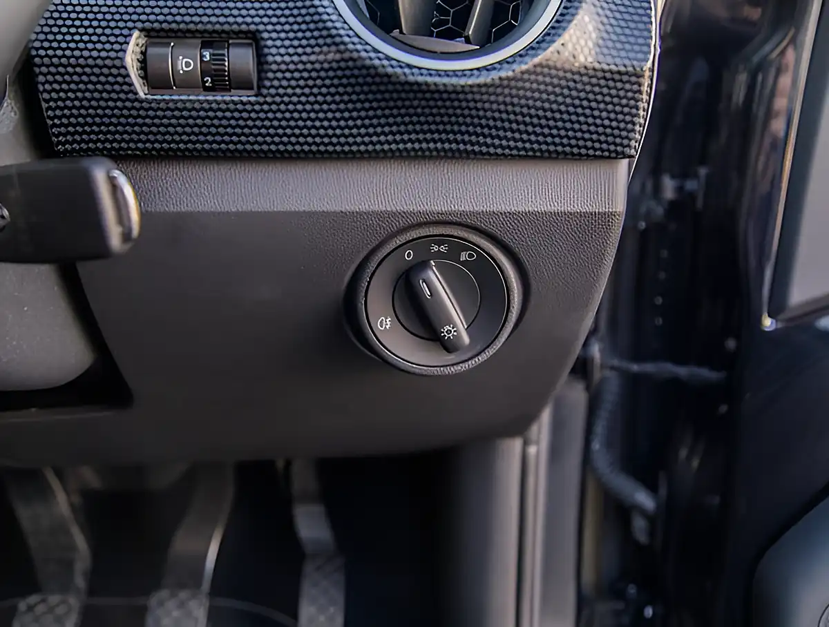 Used 2026 Volkswagen Up Base Black - Interior and Exterior details 12