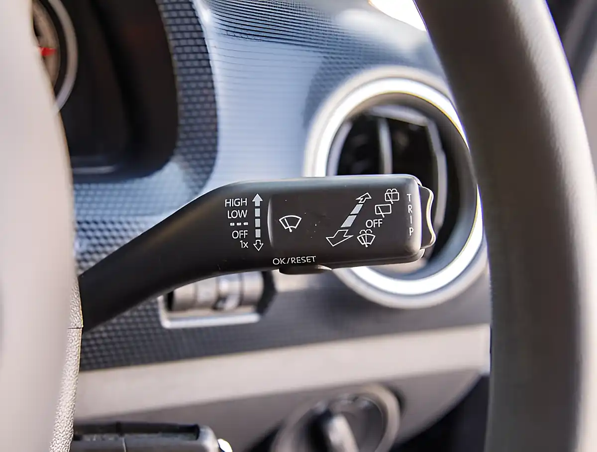 Used 2026 Volkswagen Up Base Black - Interior and Exterior details 13