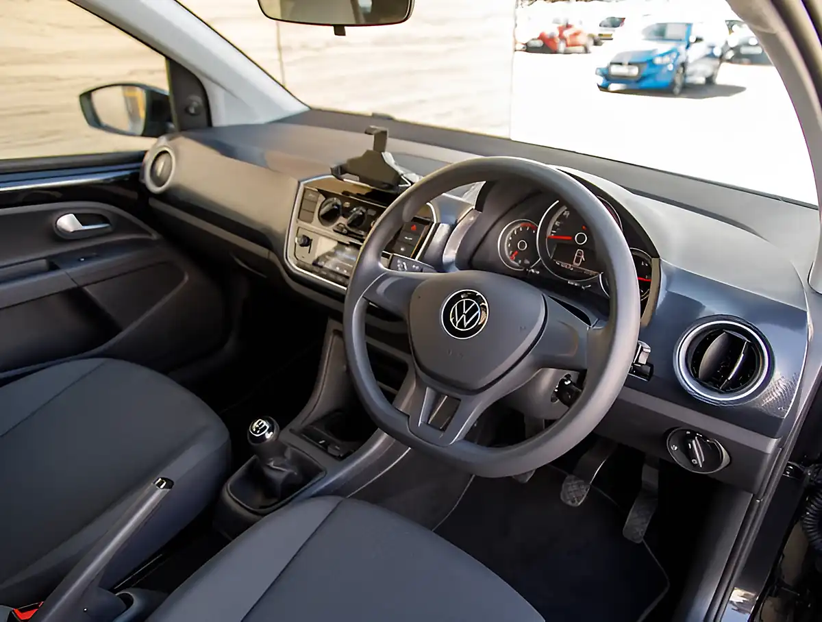 Used 2026 Volkswagen Up Base Black - Interior and Exterior details 4
