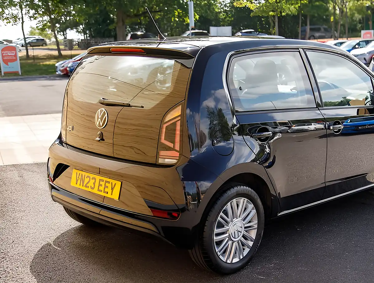 Used 2026 Volkswagen Up Base Black - Interior and Exterior details 8