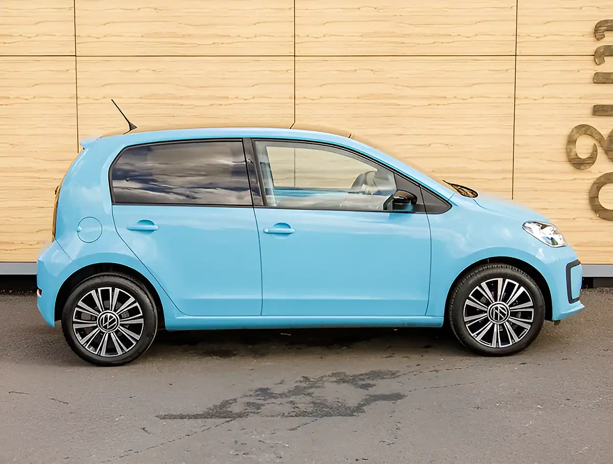 Used 2026 Volkswagen Up Black Edition Blue - Interior and Exterior details 8